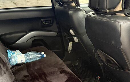 Mitsubishi Outlander III рестайлинг 3, 2008 год, 990 000 рублей, 23 фотография