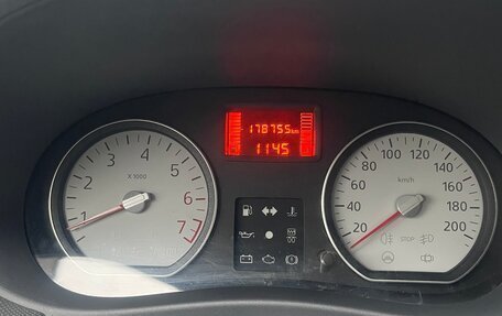 Renault Logan I, 2013 год, 490 000 рублей, 6 фотография