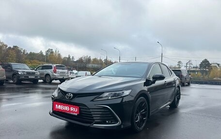 Toyota Camry, 2021 год, 2 900 000 рублей, 2 фотография