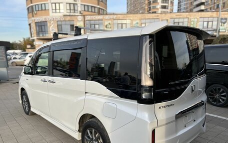 Honda Stepwgn IV, 2018 год, 2 520 000 рублей, 7 фотография