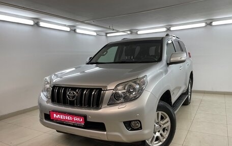 Toyota Land Cruiser Prado 150 рестайлинг 2, 2011 год, 3 095 000 рублей, 1 фотография
