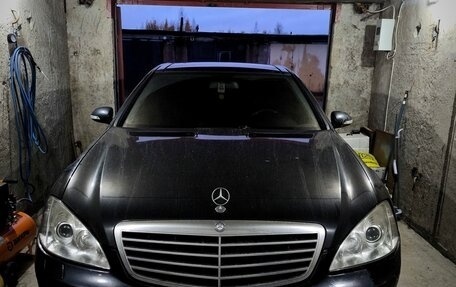 Mercedes-Benz S-Класс, 2007 год, 1 200 000 рублей, 1 фотография
