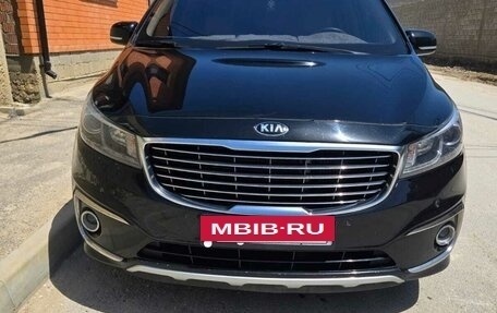 KIA Carnival III, 2016 год, 2 700 000 рублей, 7 фотография