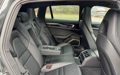 Porsche Panamera II рестайлинг, 2019 год, 9 150 000 рублей, 30 фотография