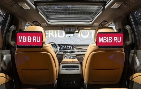 Cadillac Escalade V, 2022 год, 12 490 000 рублей, 19 фотография