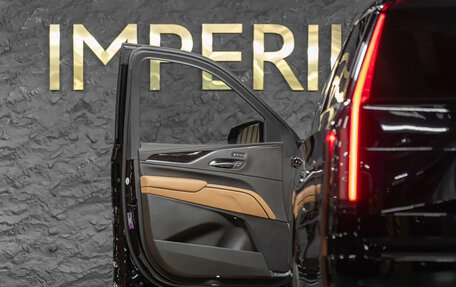 Cadillac Escalade V, 2022 год, 12 490 000 рублей, 23 фотография