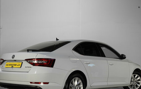 Skoda Superb III рестайлинг, 2018 год, 1 959 000 рублей, 5 фотография