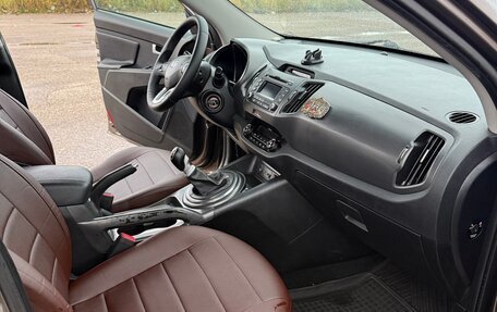 KIA Sportage III, 2011 год, 975 000 рублей, 15 фотография