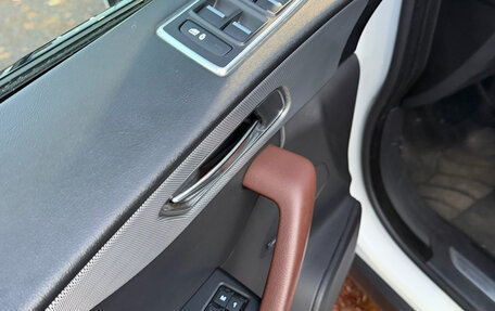 Jaguar F-Pace, 2017 год, 3 200 000 рублей, 13 фотография