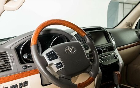 Toyota Land Cruiser 200, 2015 год, 4 150 000 рублей, 5 фотография