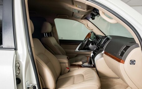 Toyota Land Cruiser 200, 2015 год, 4 150 000 рублей, 8 фотография