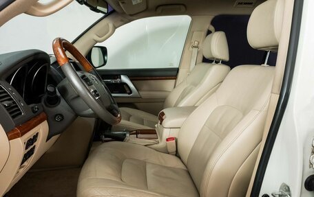 Toyota Land Cruiser 200, 2015 год, 4 150 000 рублей, 6 фотография