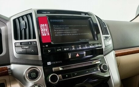 Toyota Land Cruiser 200, 2015 год, 4 150 000 рублей, 11 фотография