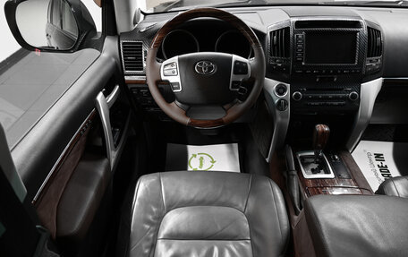 Toyota Land Cruiser 200, 2008 год, 2 695 000 рублей, 13 фотография