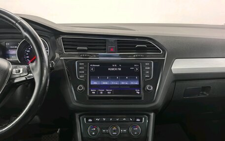 Volkswagen Tiguan II, 2017 год, 1 980 000 рублей, 14 фотография