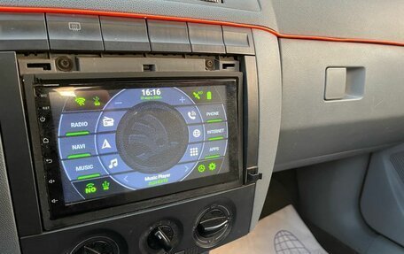 Skoda Fabia I, 2001 год, 239 000 рублей, 9 фотография