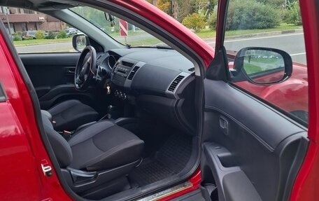 Mitsubishi Outlander III рестайлинг 3, 2011 год, 1 000 000 рублей, 6 фотография