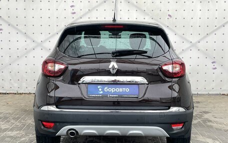 Renault Kaptur I рестайлинг, 2017 год, 1 550 000 рублей, 6 фотография