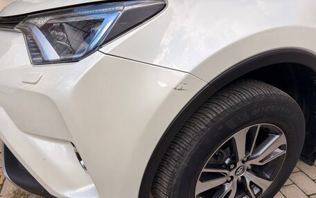 Toyota RAV4, 2016 год, 2 300 000 рублей, 11 фотография