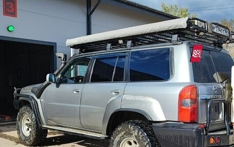 Nissan Patrol, 2005 год, 3 000 000 рублей, 3 фотография