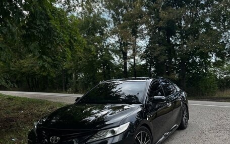 Toyota Camry, 2019 год, 2 750 000 рублей, 8 фотография