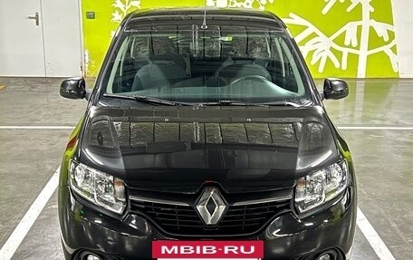 Renault Sandero II рестайлинг, 2015 год, 810 000 рублей, 2 фотография