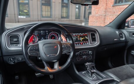 Dodge Charger, 2020 год, 5 850 000 рублей, 18 фотография