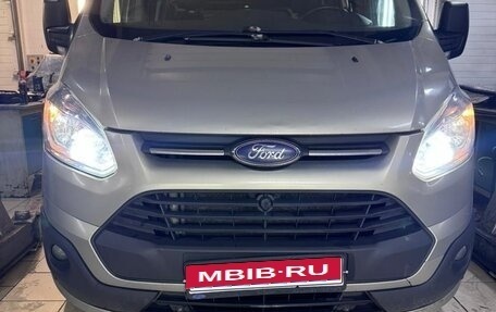 Ford Tourneo Custom I рестайлинг, 2013 год, 1 390 000 рублей, 1 фотография