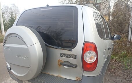 Chevrolet Niva I рестайлинг, 2011 год, 270 000 рублей, 5 фотография