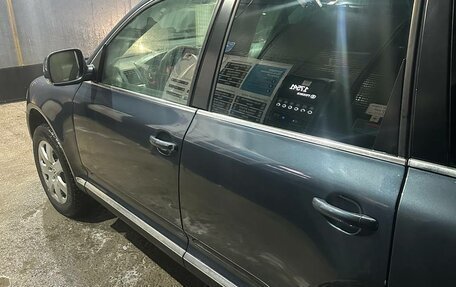 Volkswagen Touareg III, 2005 год, 715 000 рублей, 4 фотография