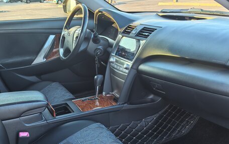 Toyota Camry, 2011 год, 1 480 000 рублей, 10 фотография