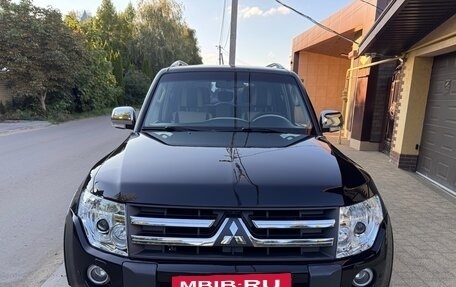 Mitsubishi Pajero IV, 2007 год, 1 470 000 рублей, 2 фотография