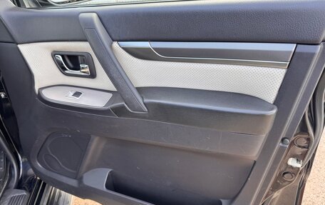 Mitsubishi Pajero IV, 2007 год, 1 470 000 рублей, 21 фотография