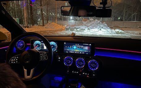 Mercedes-Benz A-Класс, 2019 год, 2 450 000 рублей, 1 фотография