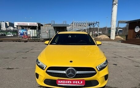 Mercedes-Benz A-Класс, 2019 год, 2 450 000 рублей, 7 фотография