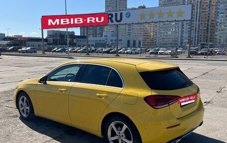 Mercedes-Benz A-Класс, 2019 год, 2 450 000 рублей, 15 фотография