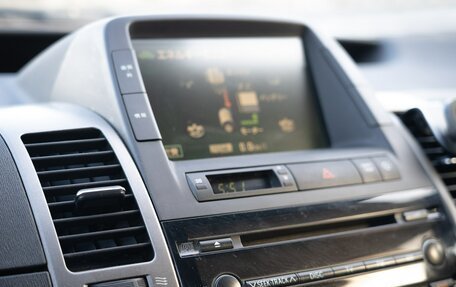 Toyota Prius, 2010 год, 900 000 рублей, 4 фотография