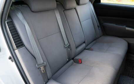 Toyota Prius, 2010 год, 900 000 рублей, 10 фотография