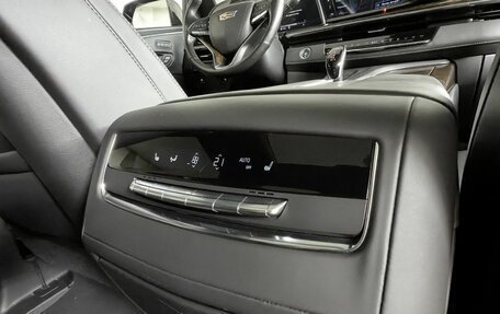 Cadillac Escalade V, 2021 год, 9 600 000 рублей, 26 фотография