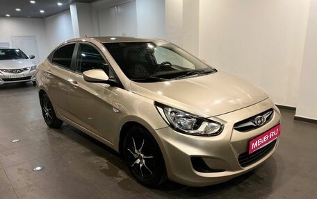 Hyundai Solaris II рестайлинг, 2011 год, 546 000 рублей, 1 фотография