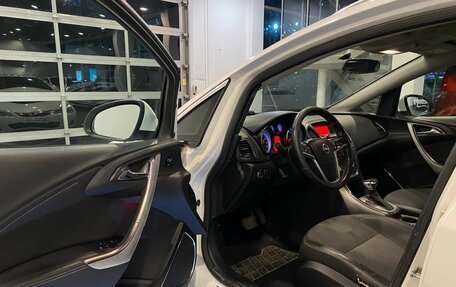 Opel Astra J, 2012 год, 615 000 рублей, 21 фотография