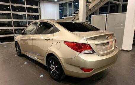 Hyundai Solaris II рестайлинг, 2011 год, 546 000 рублей, 5 фотография