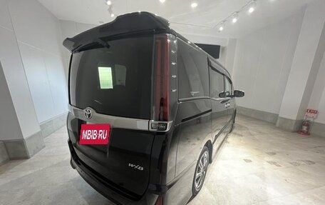 Toyota Noah III, 2021 год, 2 290 007 рублей, 4 фотография
