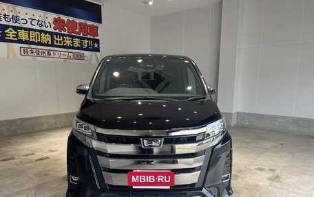 Toyota Noah III, 2021 год, 2 290 007 рублей, 2 фотография