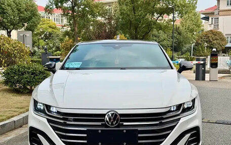 Volkswagen Passat CC, 2022 год, 2 084 555 рублей, 3 фотография