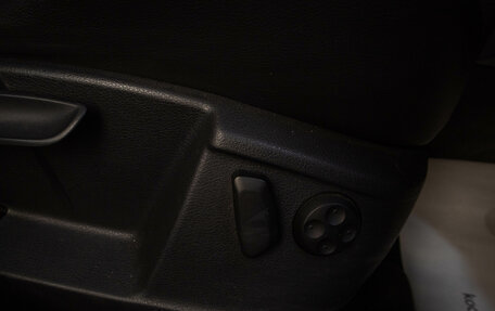 Volkswagen Sharan II, 2011 год, 1 219 000 рублей, 11 фотография