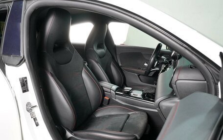 Mercedes-Benz CLA, 2019 год, 3 049 000 рублей, 9 фотография