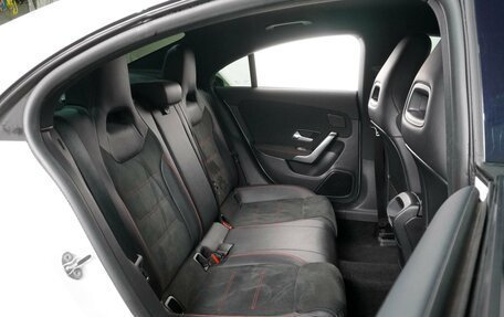 Mercedes-Benz CLA, 2019 год, 3 049 000 рублей, 8 фотография