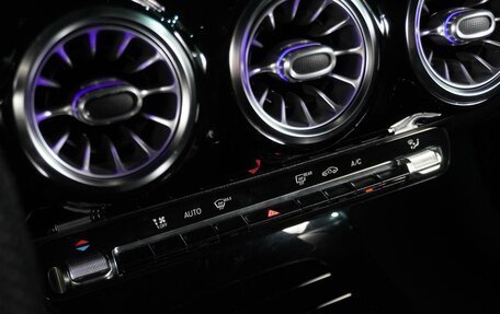 Mercedes-Benz CLA, 2019 год, 3 049 000 рублей, 21 фотография