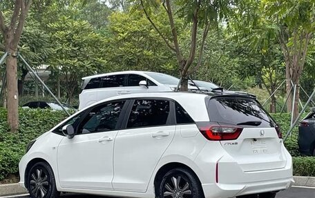 Honda Fit, 2022 год, 1 350 000 рублей, 7 фотография